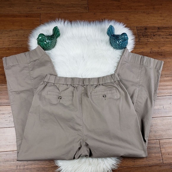 Duluth Trading Co pull on high rise khaki chino pants 18 - Picture 5 of 12